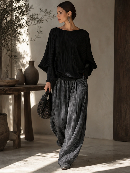 Rosemonde | Ensemble Deux Pièces Haut Chauve-Souris Plissé et Pantalon Large, Noir