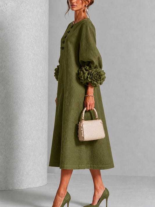 Nadège - Robe mi-longue boutonnée à imprimé floral olive et manches fleuries spectaculaires