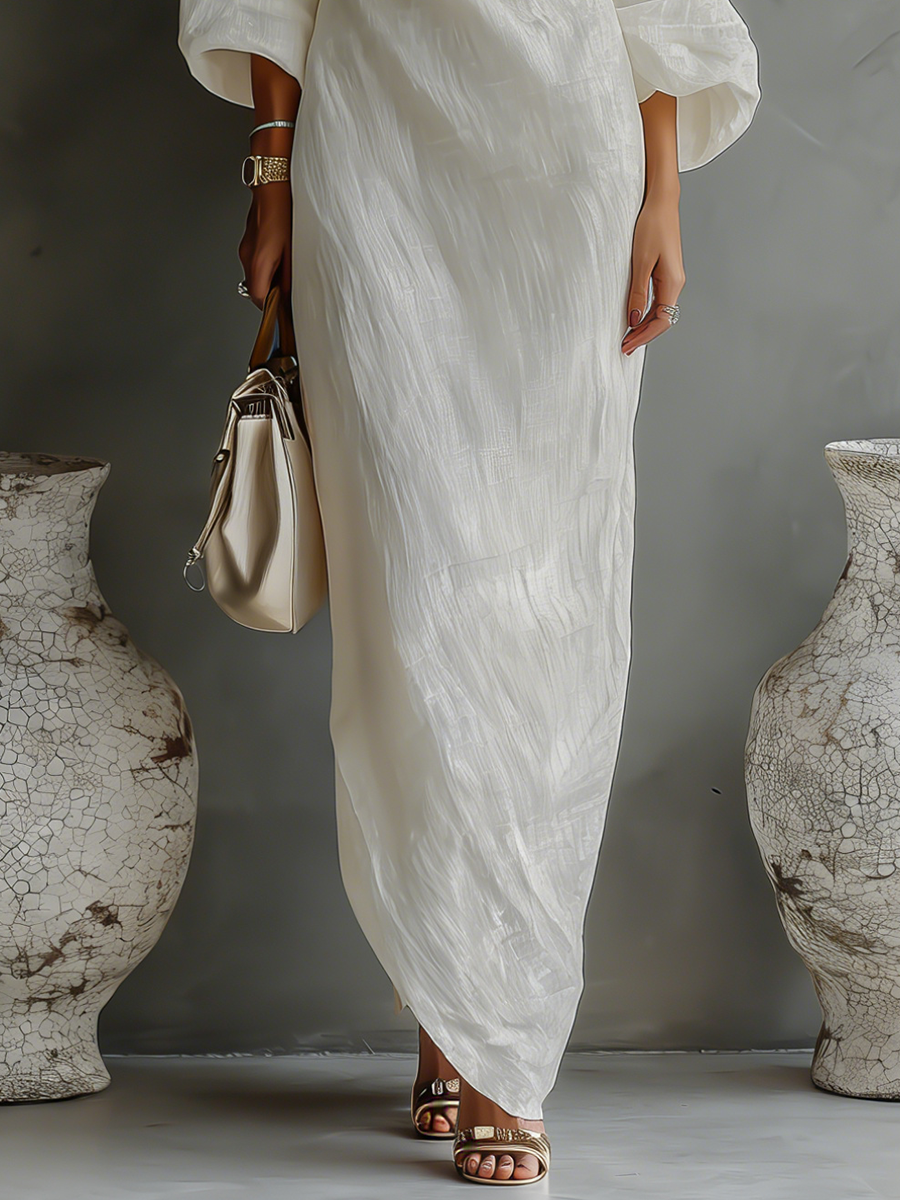 Robe Élégante Flottante en Blanc Ivoire avec Design Off-Shoulder