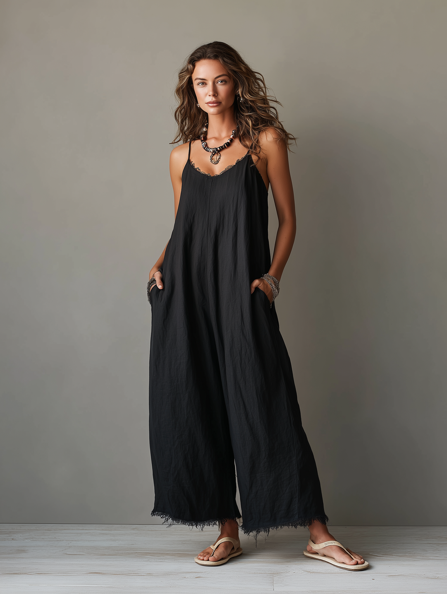 Léa - Combinaison minimaliste en lin pour femme