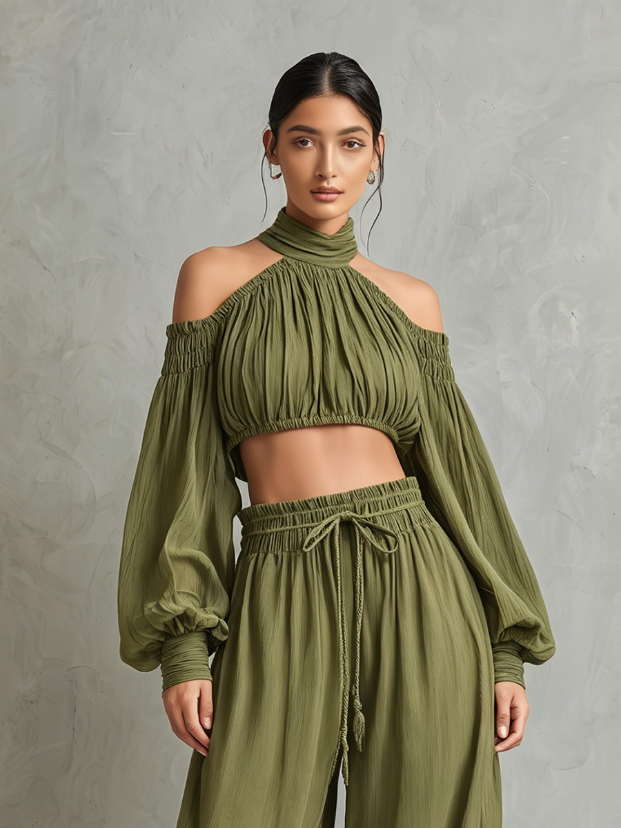 Aliénor - Ensemble Crop Top à Col Montant, Épaules Dégagées et Pantalons Harem Courts en Coton-Lin Vert