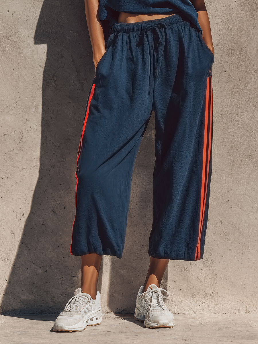 Salomé - Ensemble de Polo à Manches Courtes Ample en Marine pour Femmes & Pantalons Jogging Court à Rayures Orange avec Taille Élastique et Cordons