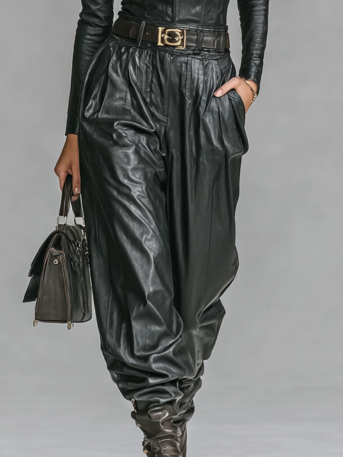 Manon - Ensemble chemise et pantalon en cuir synthétique