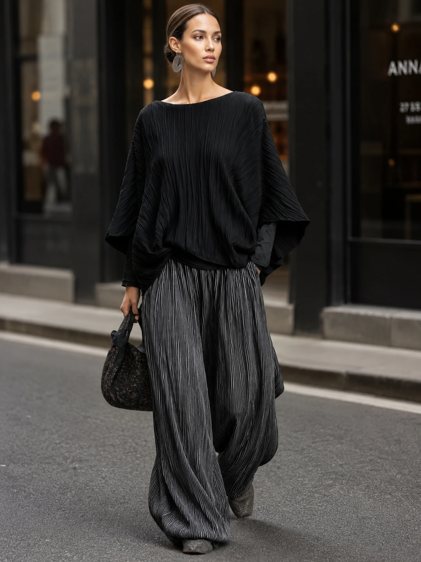 Rosemonde | Ensemble Deux Pièces Haut Chauve-Souris Plissé et Pantalon Large, Noir