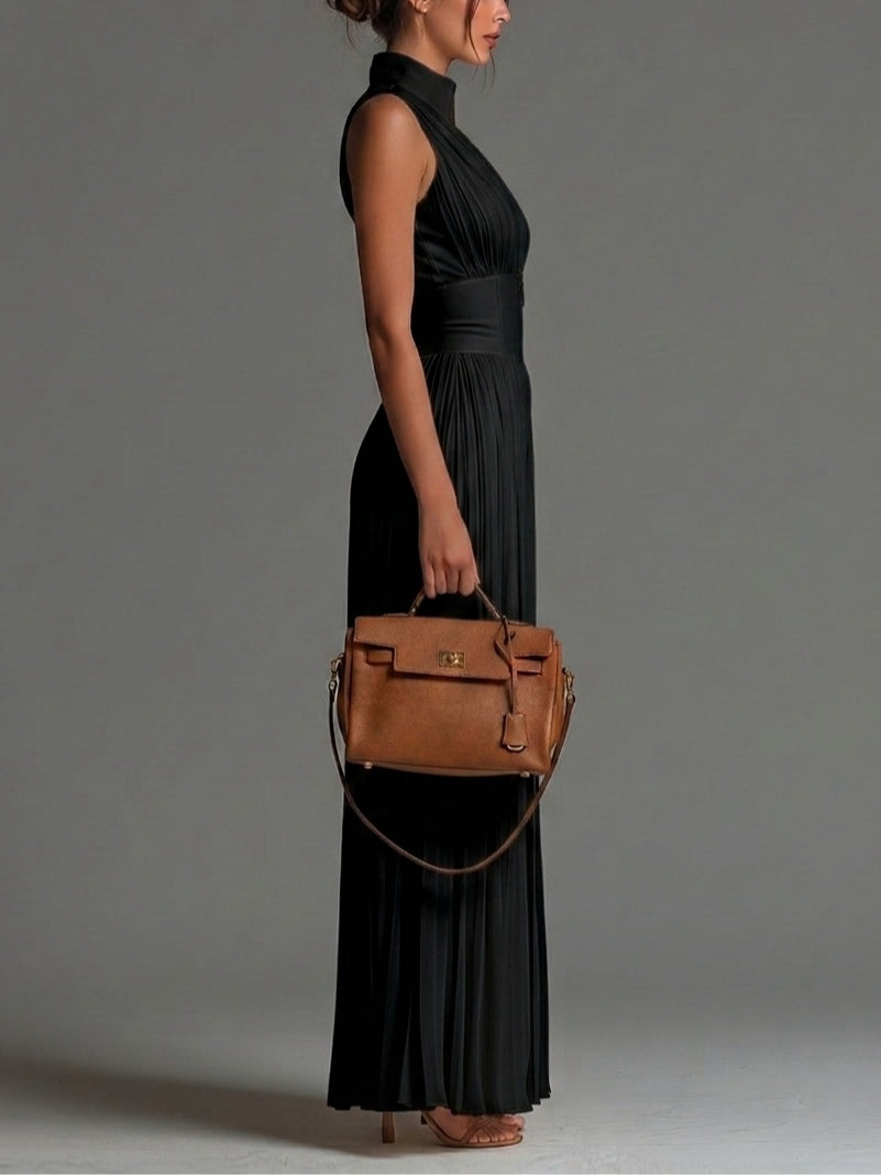 Combinaison sans manches à col en V noir avec zip et plis, jambes larges en chiffon