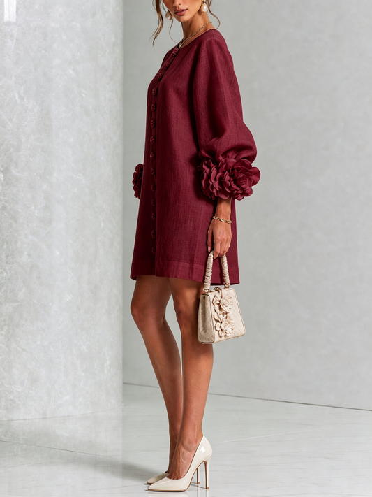 Bénédicte - Robe courte boutonnée à imprimé floral bordeaux et manches fleuries spectaculaires