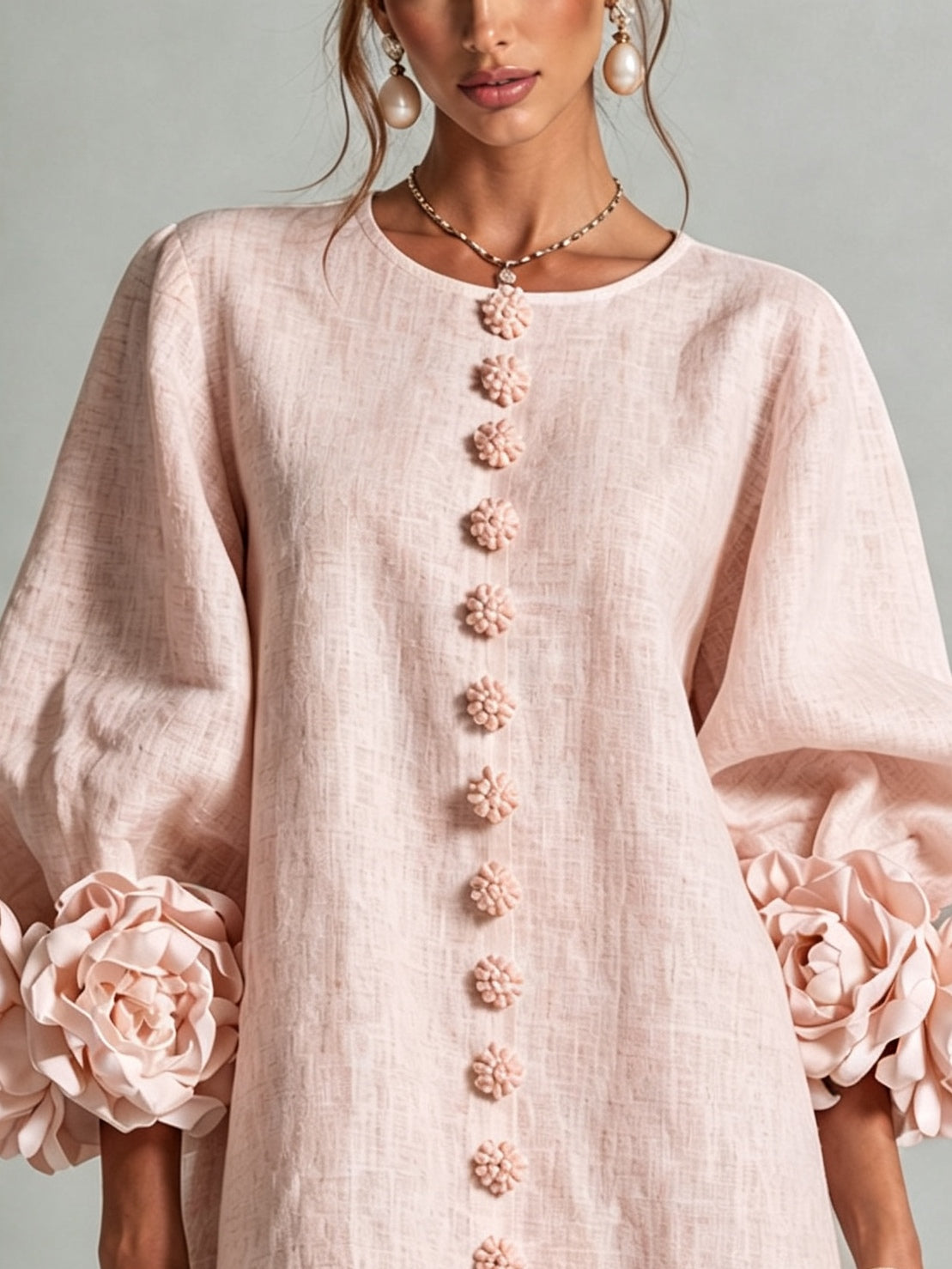 Sandrine - Robe courte boutonnée à imprimé floral rose et manches fleuries spectaculaires