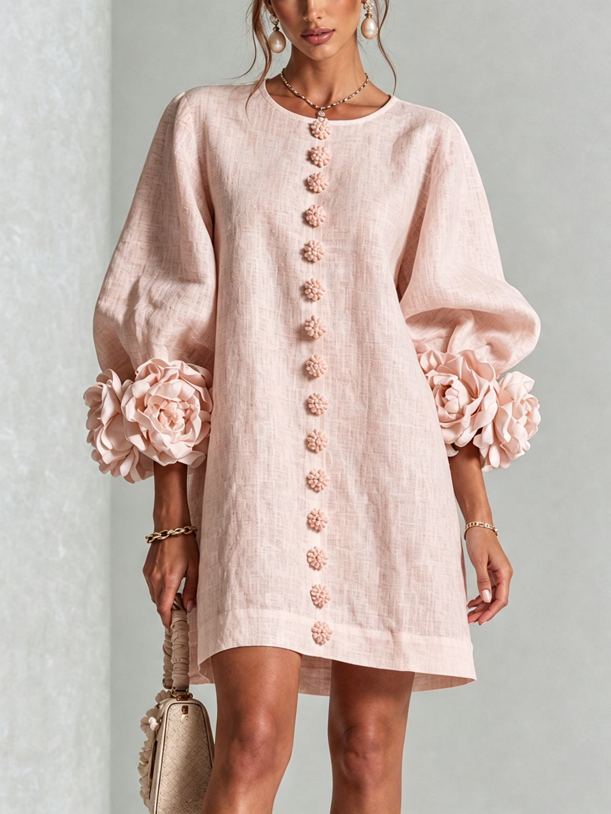 Sandrine - Robe courte boutonnée à imprimé floral rose et manches fleuries spectaculaires