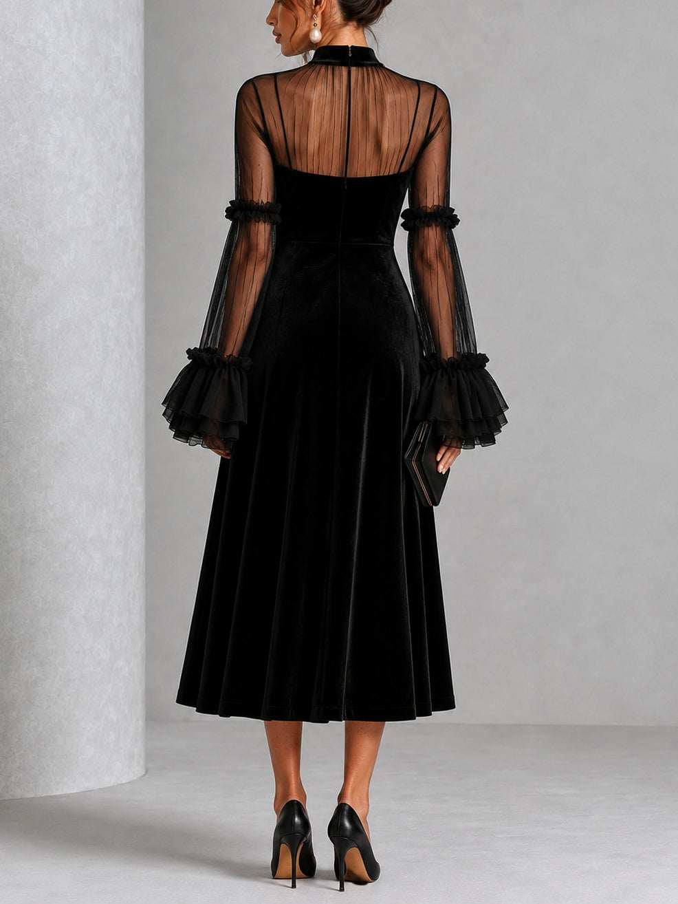 Odile | Robe Midi en Velours et Mesh Transparent Plissée, Noir
