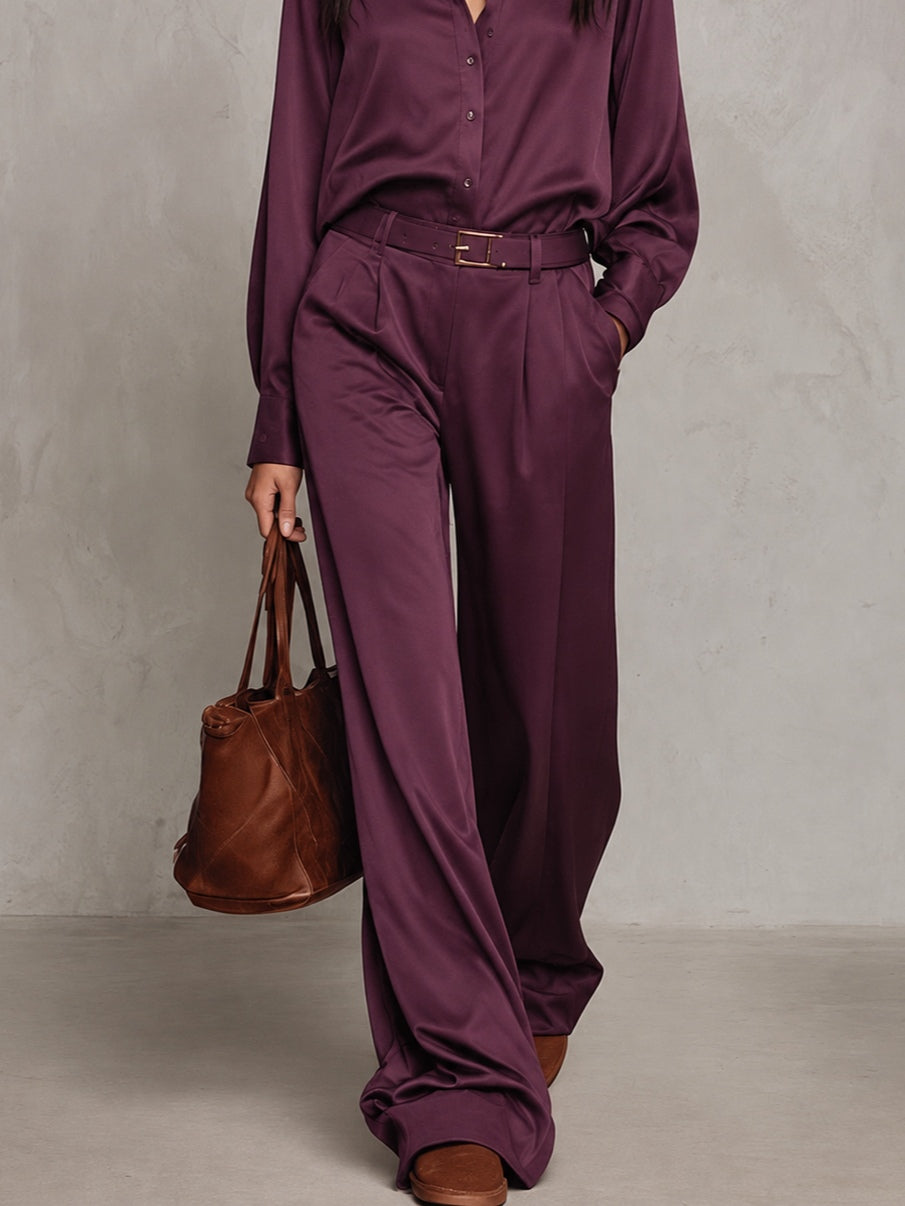 Marcelline | Ensemble Deux Pièces Chemise Satinée et Pantalon Large, Prune (avec Ceinture)